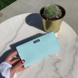 NWT Kate Spade Cameron Large Slim Bifold Wallet
